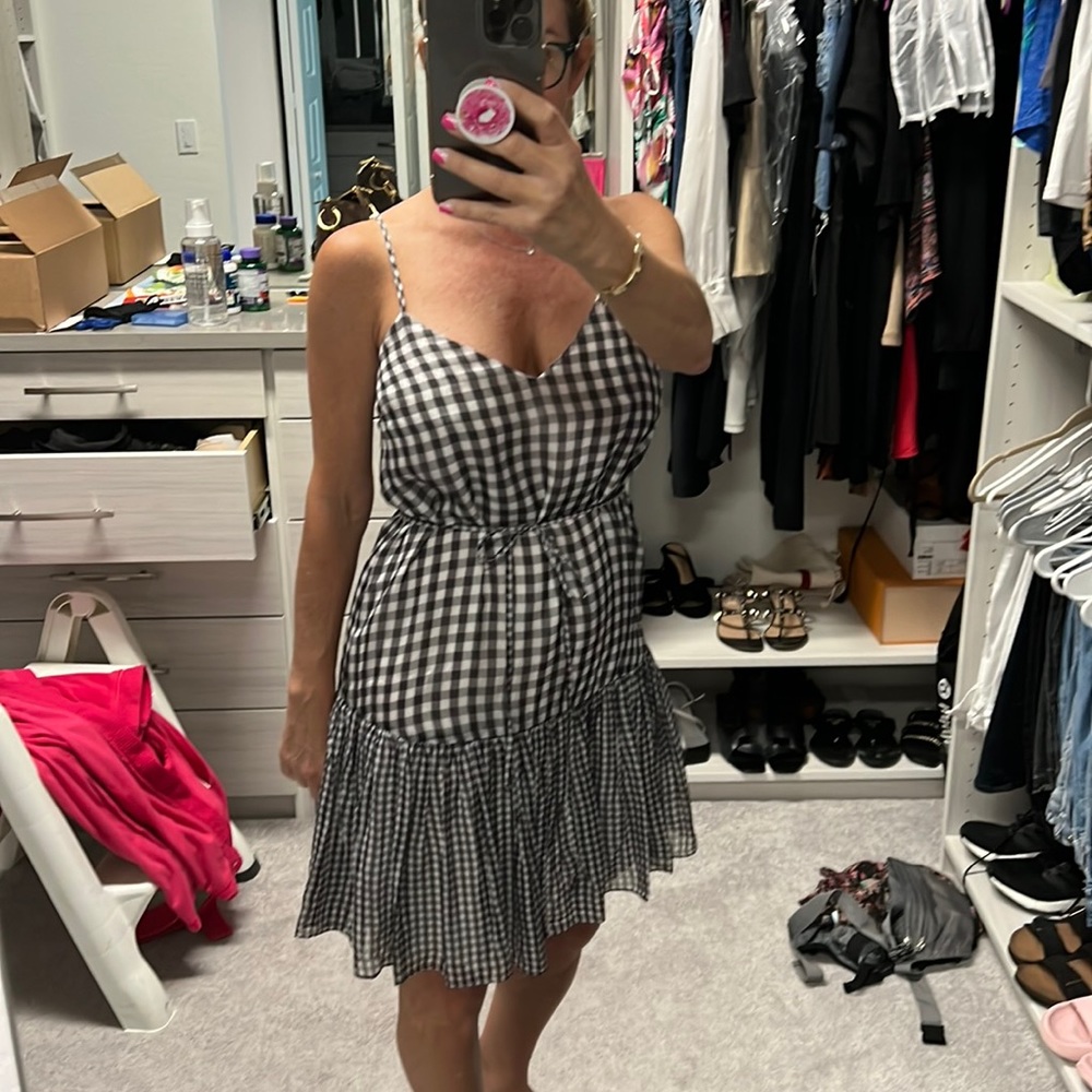 Cami NYC silk dress size XS fully lined adjustable shoulder straps never worn